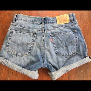 Levi’s shorts